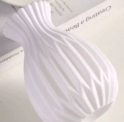 🌿 Florero Nórdico Minimalista 🌟 Imitación Cerámica en Plástico Elegante 🏡