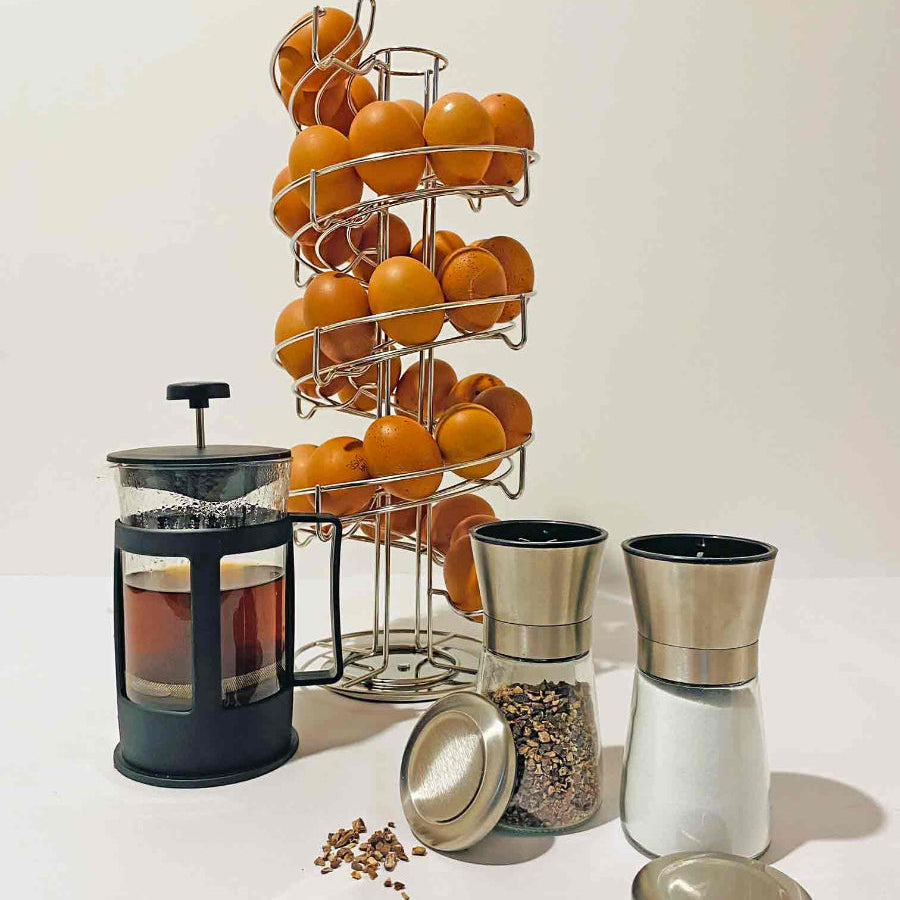 Elegancia y Organización: Rack de Acero Inoxidable para 30 Huevos